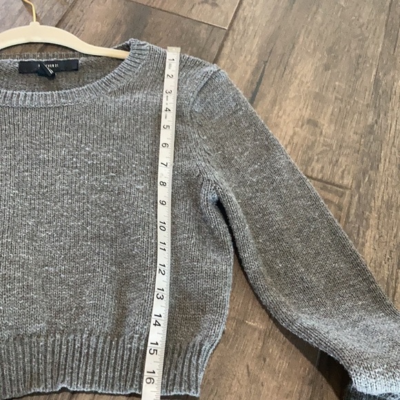 Forever 21 Long Sleeve Crop Sweater coat Grey size S - Picture 6 of 7